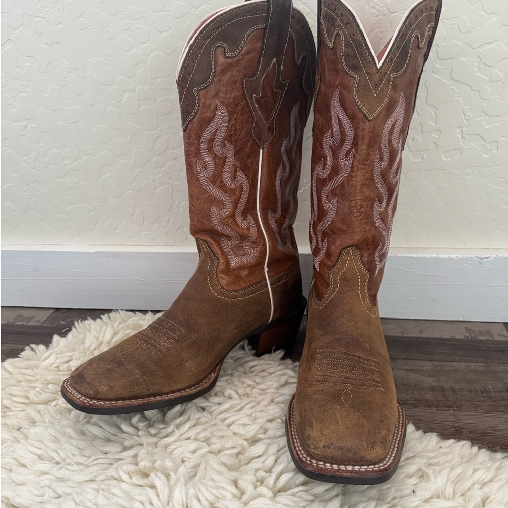Ariat Two-Tone Western Boots
